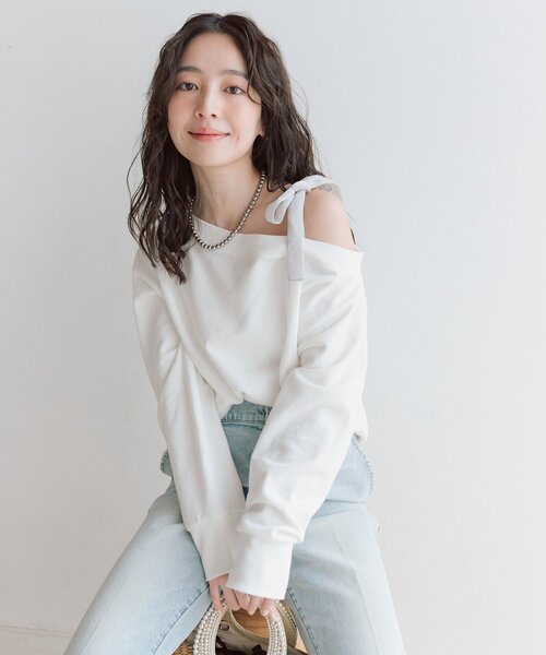 【再値下げ価格】ミニ裏毛オフショルリボンプルオーバー La boutique Bonbon（ラブティックボンボン） トレーナー スウェット