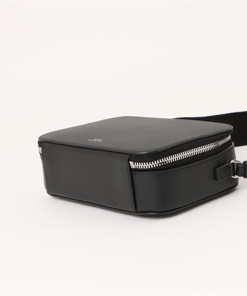 A.P.C.（アーペーセー） ショルダーバッグ CAMERA BAG SOHO メンズ