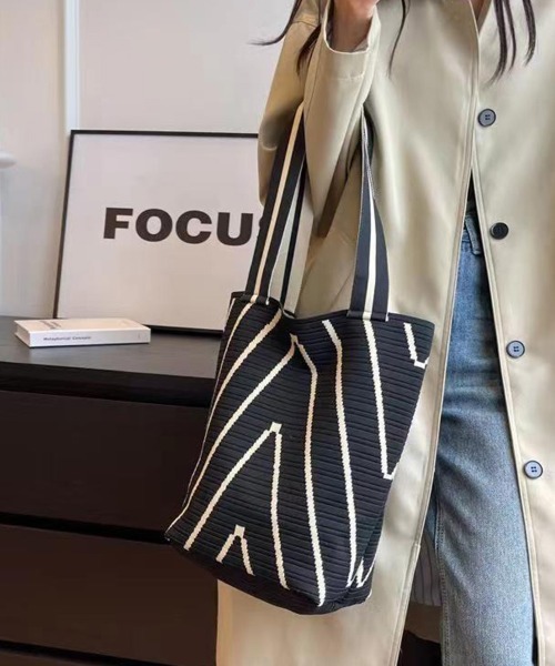 トートバッグ 幾何学柄キャンバストートバッグ レディース : ZOZOTOWN