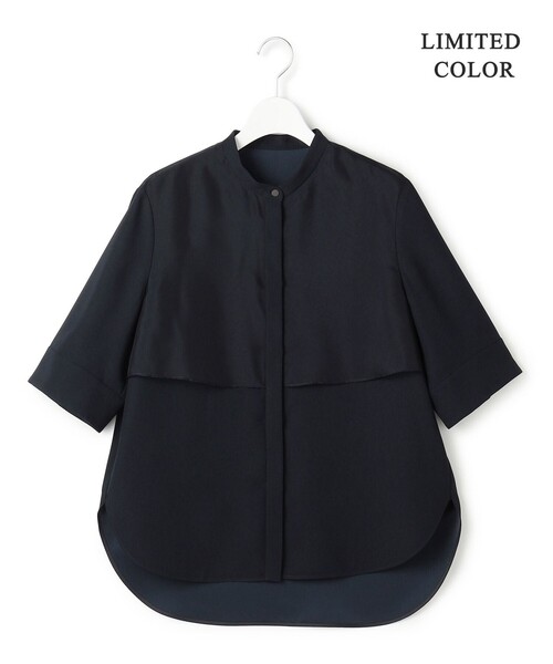 ブラウス シャツ 「WEB限定カラーあり」 FluidBackSatin バンドカラーシャツ レディースの画像