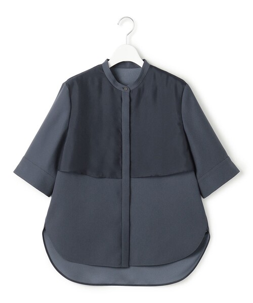 ブラウス シャツ 「WEB限定カラーあり」 FluidBackSatin バンドカラーシャツ レディースの画像