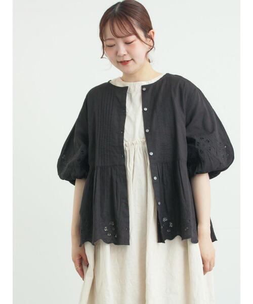 ブラウス シャツ カットワーク刺繍ボリューム袖ブラウス レディースの画像