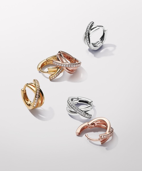 PANDORA（パンドラ） ピアス クロスオーバー パヴェ シルバー フープ