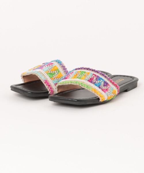 【CHANEL】Thongs サンダル ビジュー 華やか おしゃれ 可愛い ビジューが可愛い♪【CHANEL】サンダル
