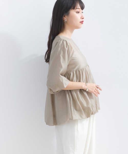 新品◇INDIVI◇大きいサイズ◇ぺプラムバルーンスリーブブラウス INDIVI（インディヴィ）の「◇【トレンド！/洗える/ペプラム
