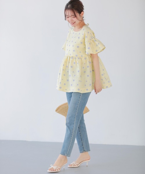 Fit more（フィットモア） tシャツ フレアスリーブフラワージャガード