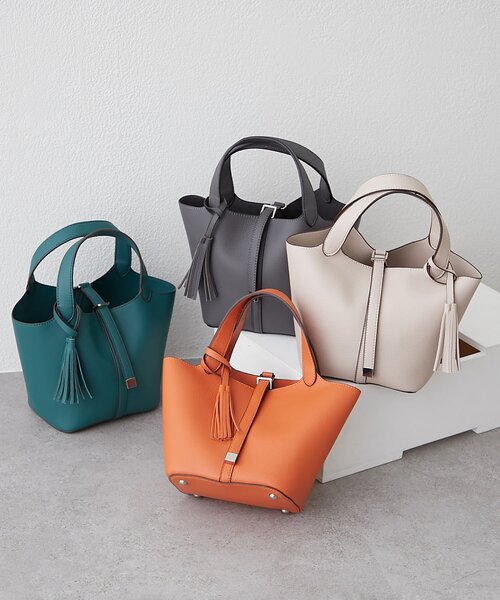 【美品】DOONEY&BOURKE 2wayタッセルショルダーバッグハンドバッグ Yahoo!オークション -「dooney bourke バッグ」(その他