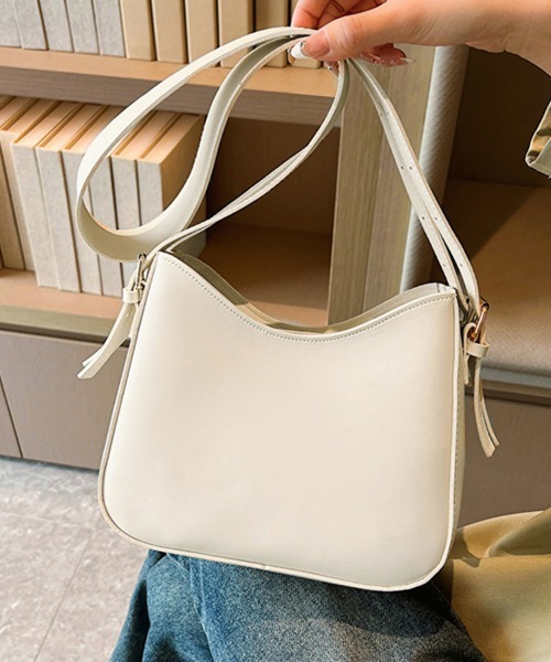 ショルダーバッグ バッグ スクエアフォルムショルダーバック