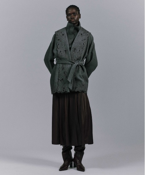 ノーカラーコート コート WOOL EMBROIDERY GOWN COAT レディースの画像