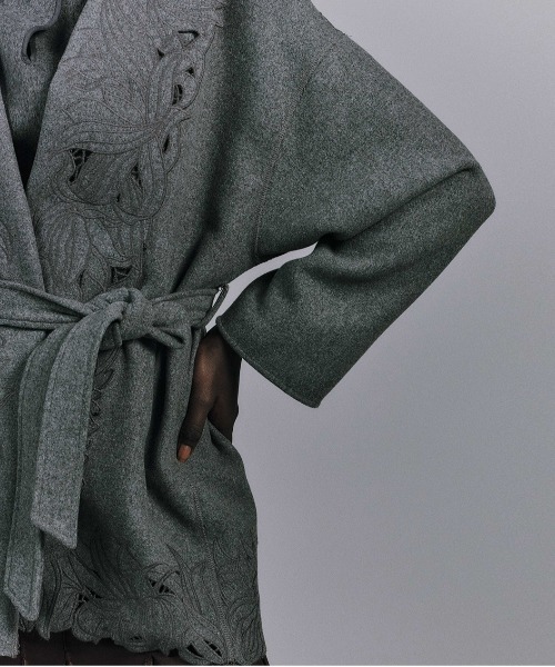 ノーカラーコート コート WOOL EMBROIDERY GOWN COAT レディースの画像