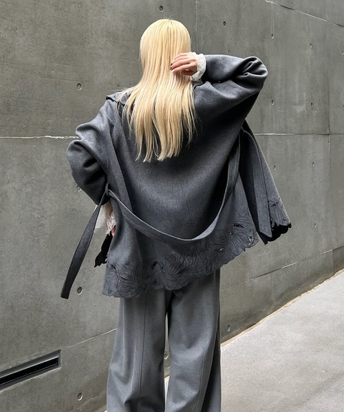 ノーカラーコート コート WOOL EMBROIDERY GOWN COAT レディースの画像