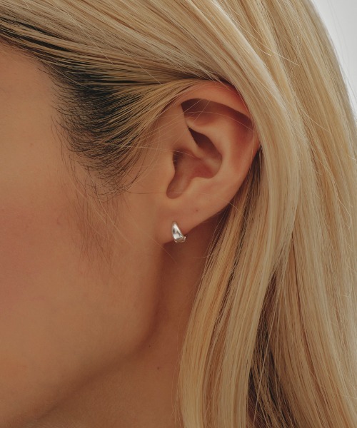 ピアス Petit Curvy Pierce（Silver925） レディースの画像