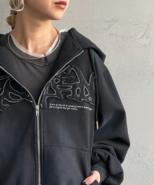 パーカー パーカー エンブレムワッペン レディース THE CASUAL｜オーバーサイズワッペン刺繍ポケット付きメッシュ