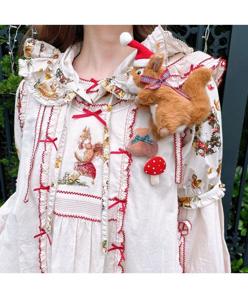 PINK HOUSE（ピンクハウス） ブローチ ウィンターフォレストトリート