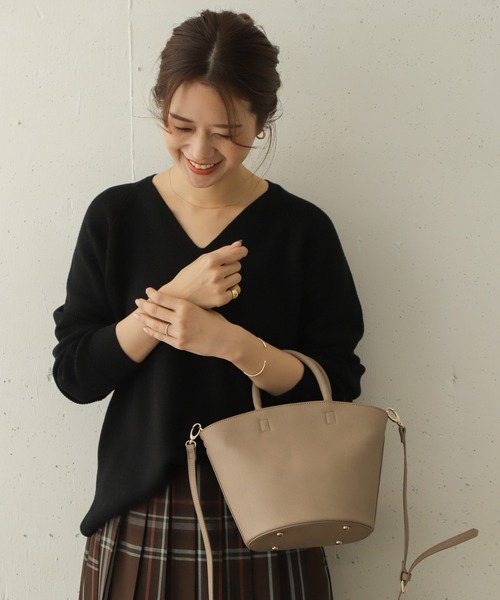 URBAN RESEARCH DOORS（アーバンリサーチドアーズ） Vネックニット ONE