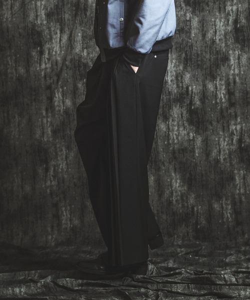 NO ID.（ノーアイディー） ワイドパンツ スラックス 「NO ID.」Drape