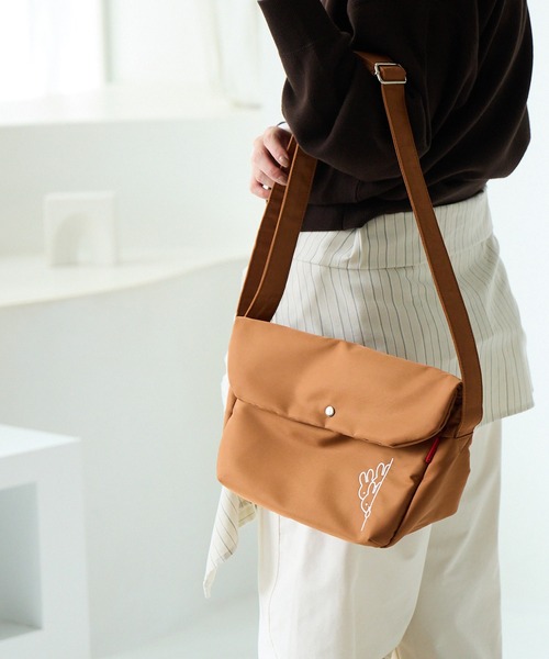 ショルダーバッグ バッグ miffy ミッフィー メッセンジャー レディース