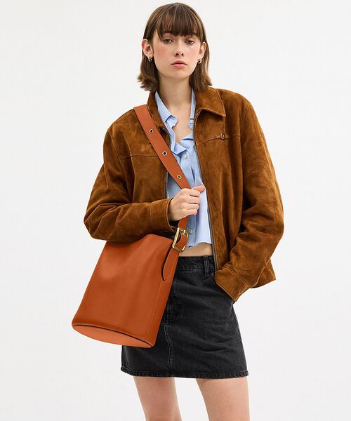 COACH（コーチ） ショルダーバッグ バッグ ブリーカー バケット バッグ