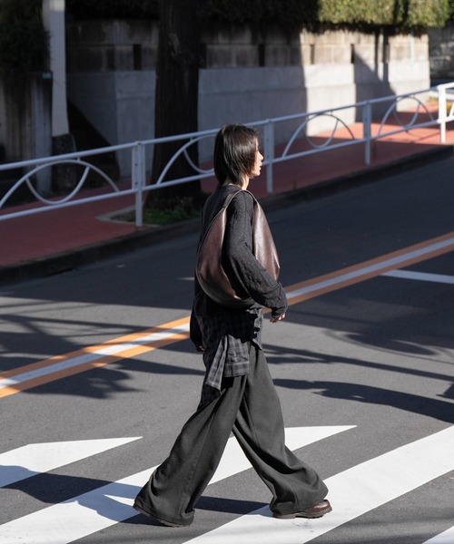 SINSS ショルダーバッグ Curve shoulder bag / カーブショルダーバッグ