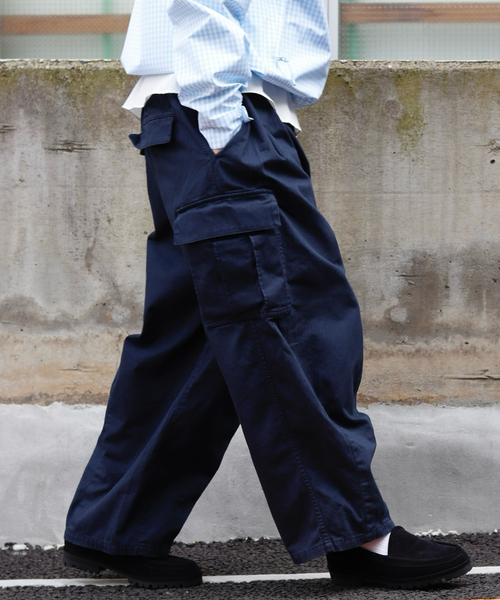 is-ness（イズネス） カーゴパンツ Herringbone 6-Pocket Pants メンズ