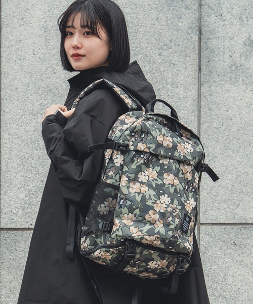 KiU（キウ） デイバック リュック 600D 大容量バックパック（22L