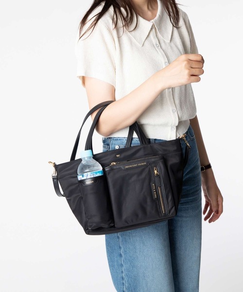 25SS new/Anya Hindmarch ECONYLトートバッグ Bag Black E/W Multi Pocket Tote | Anya Hindmarch US