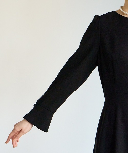 ワンピース 「喪服・礼服」ウォッシャブル カフススリーブAラインフレアブラックフォーマルワンピースの画像