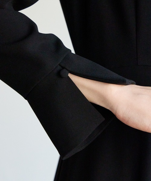 ワンピース 「喪服・礼服」ウォッシャブル カフススリーブAラインフレアブラックフォーマルワンピースの画像