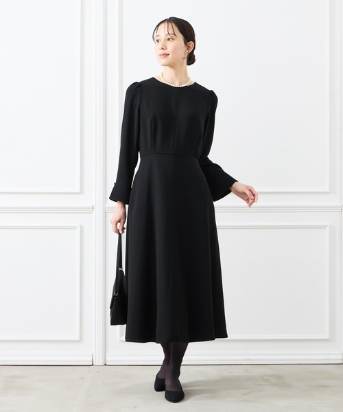 ワンピース 「喪服・礼服」ウォッシャブル カフススリーブAラインフレアブラックフォーマルワンピースの画像