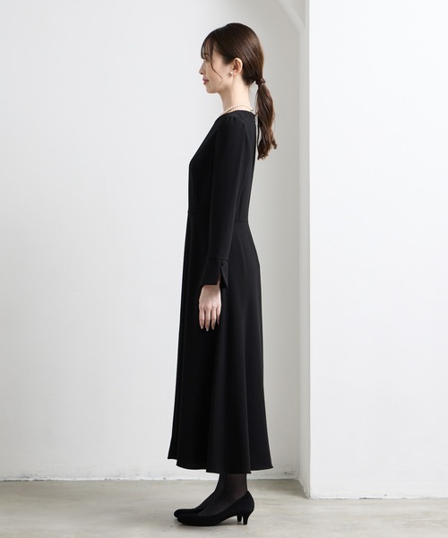 ワンピース 「喪服・礼服」ウォッシャブル カフススリーブAラインフレアブラックフォーマルワンピースの画像