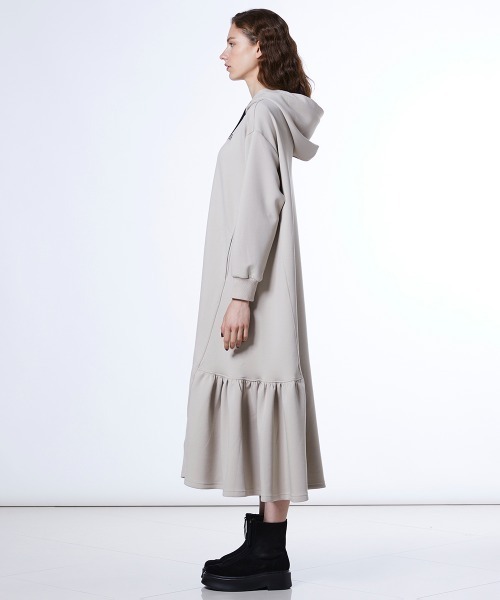 ESSENTIAL（DOUBLE STANDARD CLOTHING） ワンピース ダンボール フリル