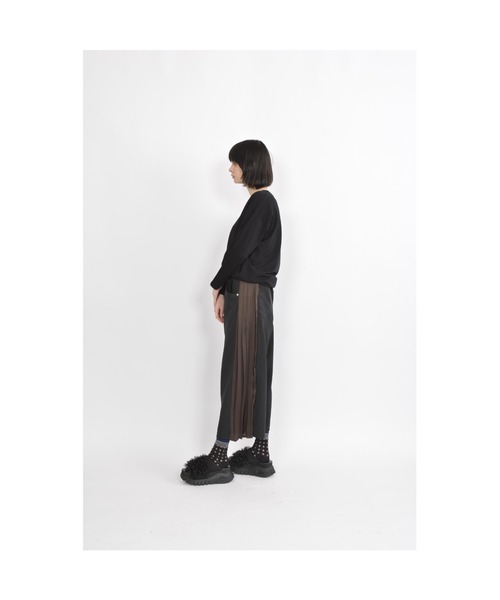 「gomme」 クロップドパンツ MEDIUM ブラック レディースの画像