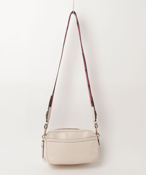 「COACH」 ワンポイントショルダーバッグ - ベージュ レディースの画像