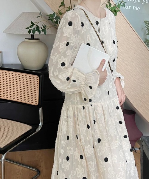 「ABITOKYO」 長袖ワンピース L ベージュ レディース_画像4