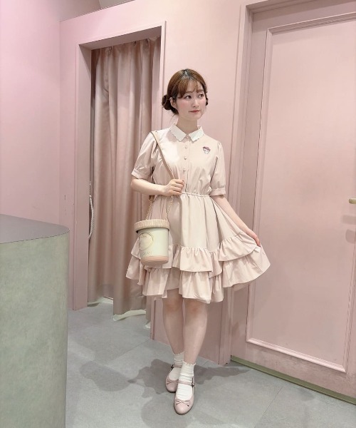 F i.n.t（フィント） ワンピース 半袖 ボリュームフリルヘムクレリック