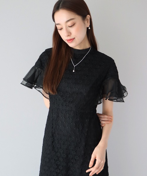 J by blue ドレス ジオメトリックチェーンレースドレス