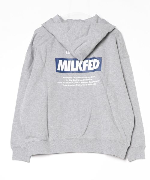 今だけ価格⭐︎タグ付　未使用品　ミルクフェド　milkfed. フリース　Mサイズ MILKFED. パーカー SLANT LOGO ZIP UP HOODIE レディース