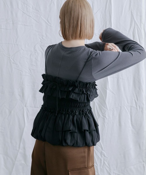 KBF（ケービーエフ） tシャツ シャーリングビスチェSETトップス