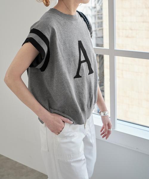 美品【Spick and Span】フレンチロゴニット グレー Spick & Span（スピックアンドスパン）の「フレンチロゴニット
