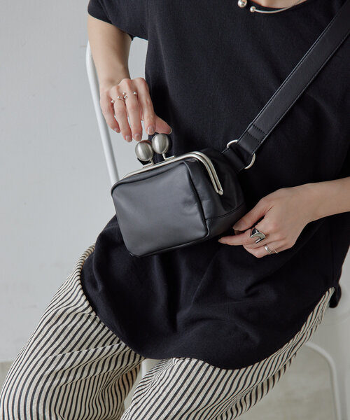 ear PAPILLONNER ショルダーバッグ バッグ 「kawa-kawa(カワカワ