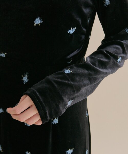 mystic（ミスティック） ワンピース 「森川企画」花柄ベロアワンピース