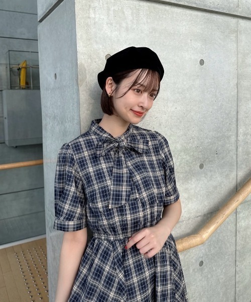 ボウタイ付き ハート柄 シャツワンピース 半袖 F i.n.t（フィント） ワンピース 半袖 ランダムヘムチェックボウタイ