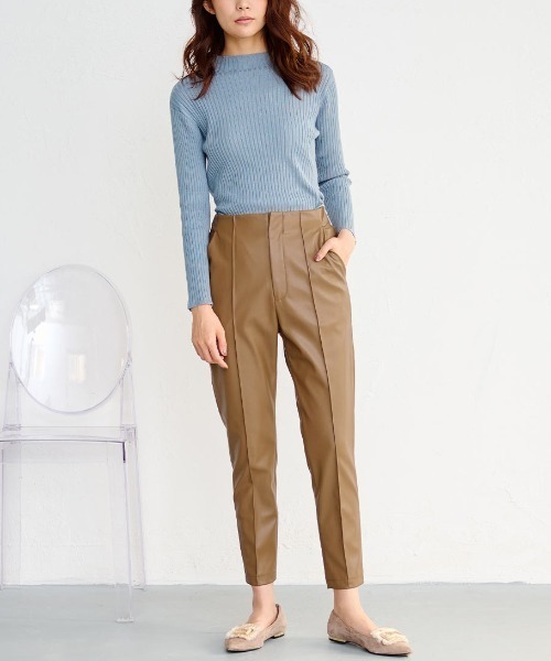 RANAN スラックス パンツ フェイクレザーセンタープレスパンツ