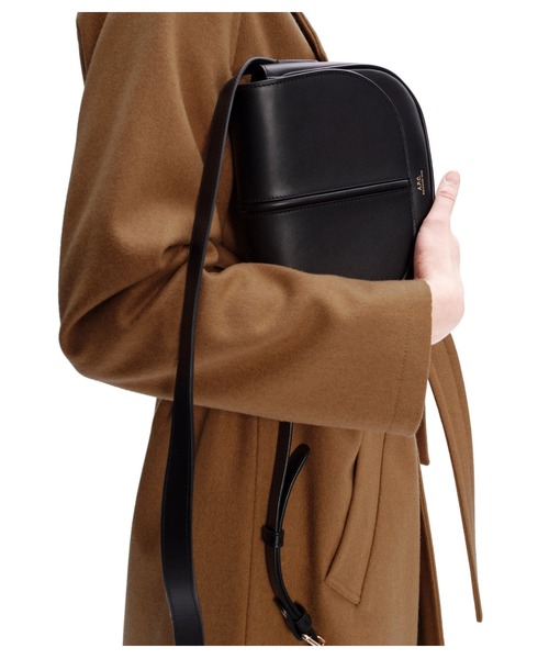 A.P.C. ショルダーバッグ バッグ SAC BETTY レディース