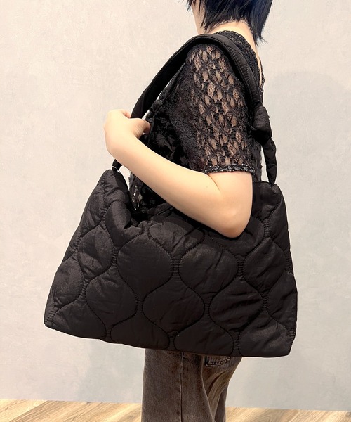 新品☆ 非売品 ブラック キルティング ショルダーバッグ ショルダーバッグ バッグ キルティングショルダーバッグ レディース