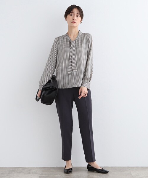 INDIVI ブラウス シャツ 「日本製／通勤服」幾何学柄ボウタイ
