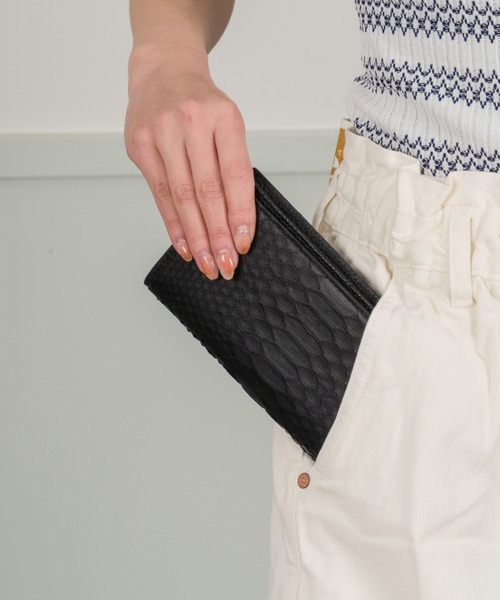 BELLIES YORK ヘビ革 ブラック 長財布 BELLIES YORK 財布 「BELLIES YORK/ベリーズヨーク」かぶせ長