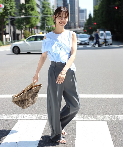 ボンジュールサガン BONJOUR SAGAN 2WAYフリルビスチェドッキングノースリブラウス （DARK-NAVY） ボンジュールサガン BONJOUR SAGAN 2WAYフリルビスチェ