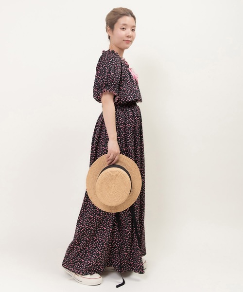ワンピース ポンチsmall roseプリント パフスリーブワンピースの画像