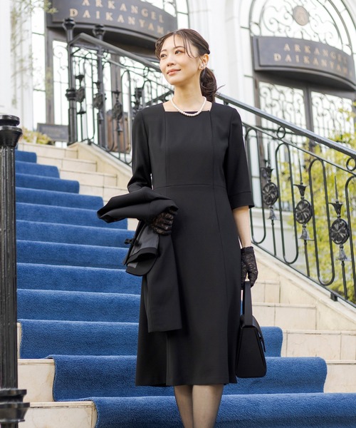 喪服　礼服　ワンピースとジャケットセット　　ＬＬ CARETTE セットアップ 「喪服・礼服」洗えるブラック前